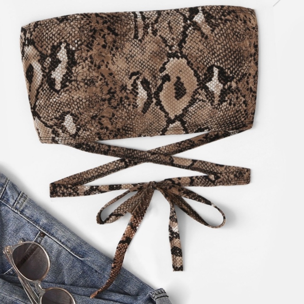🌻 SEXY SNAKE PRINT TIE CROP 🌻 - Picture 1 of 2
